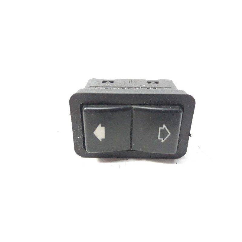 Recambio de mando elevalunas delantero derecho para bmw serie 7 (e38) 2.5 turbodiesel cat referencia OEM IAM 8368974  