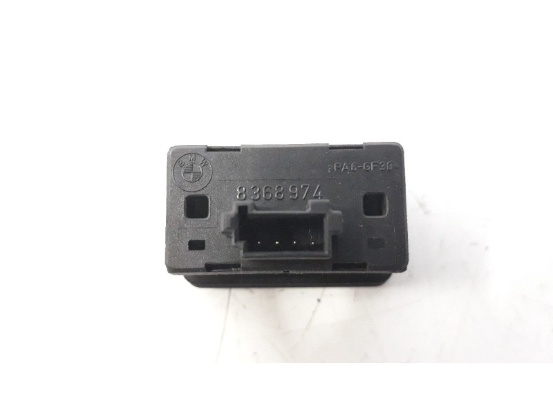 Recambio de mando elevalunas delantero derecho para bmw serie 7 (e38) 2.5 turbodiesel cat referencia OEM IAM 8368974  