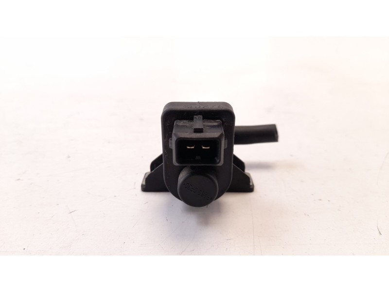 Recambio de valvula aire adicional para renault twingo iii 1.0 sce referencia OEM IAM 8200762162  