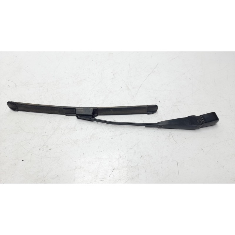 Recambio de brazo limpia trasero para honda civic lim.5 (fk) 1.0 elegance referencia OEM IAM 76720TGGA11  