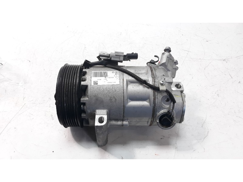 Recambio de compresor aire acondicionado para renault captur 0.9 energy referencia OEM IAM 926000734R  
