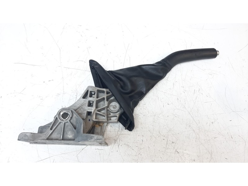 Recambio de palanca freno para volvo v40 1.6 diesel cat referencia OEM IAM 31381646V  