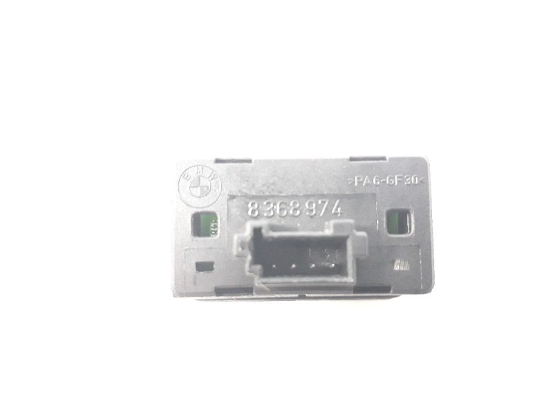 Recambio de mando elevalunas trasero derecho para bmw serie 7 (e38) 2.5 turbodiesel cat referencia OEM IAM 8368974  