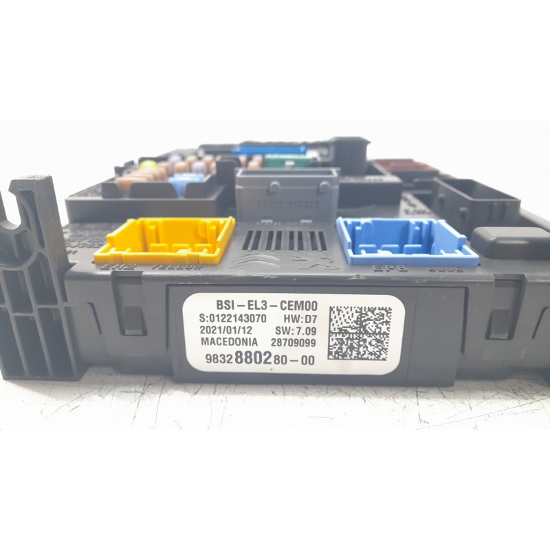 Recambio de caja reles / fusibles para citroen c3 1.2 puretech bivalent. gasolina / gpl referencia OEM IAM 9832880280  