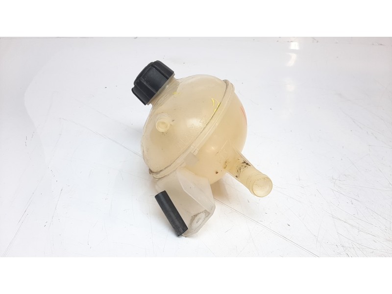 Recambio de deposito expansion para renault captur 0.9 energy referencia OEM IAM 217107259R  