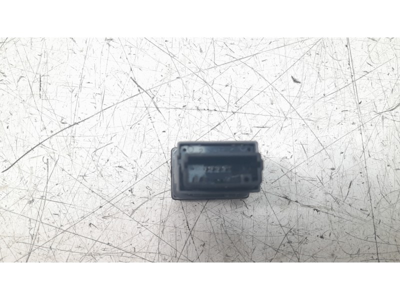 Recambio de modulo electronico para toyota c-hr hybrid gr sport referencia OEM IAM RM9351F7N  