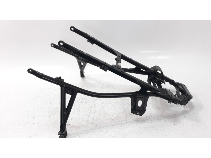 Recambio de subchasis trasero para bmw f 800 r referencia OEM IAM 46518532567  