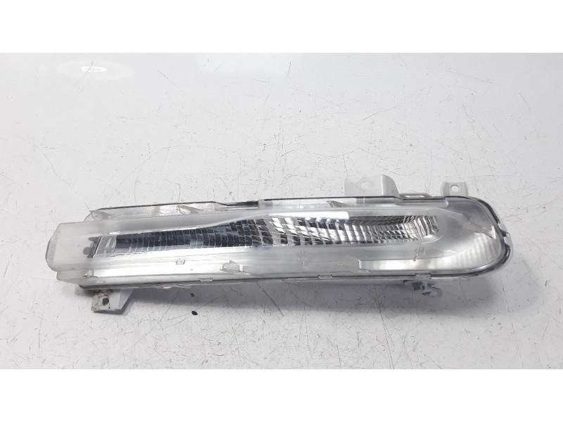 Recambio de piloto delantero izquierdo para volvo v40 1.6 diesel cat referencia OEM IAM 31290580  