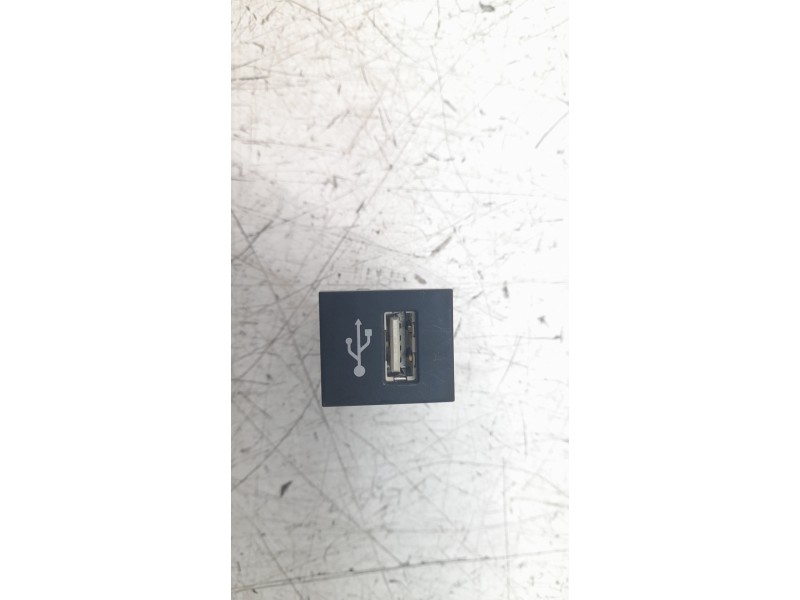 Recambio de modulo electronico para toyota c-hr hybrid gr sport referencia OEM IAM 86190F4010  