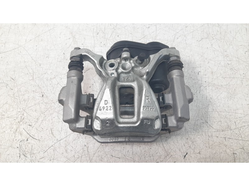 Recambio de pinza de freno trasera derecha para toyota c-hr hybrid gr sport referencia OEM IAM 46310F4011  