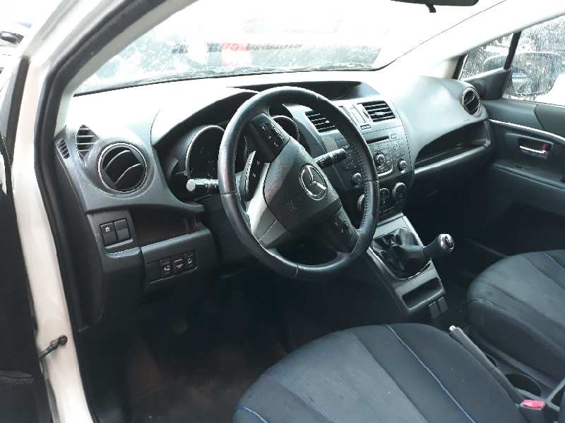 mazda 5 (cw) del año 2011