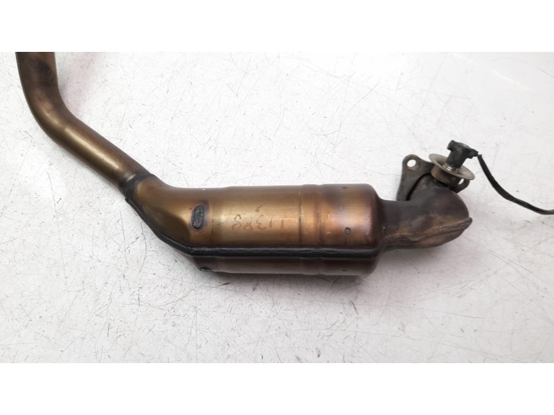 Recambio de tubo escape central para honda nc 750 referencia OEM IAM 18150MKAD82  
