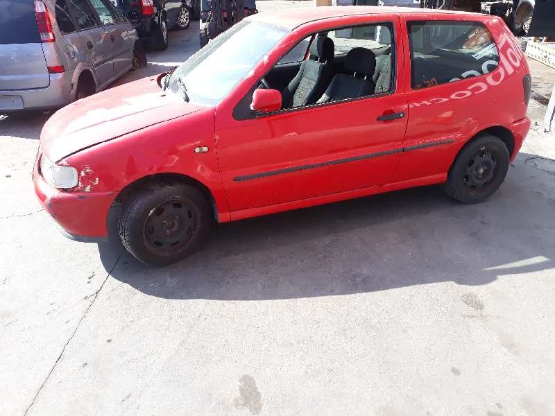 volkswagen polo berlina (6n1) del año 1998