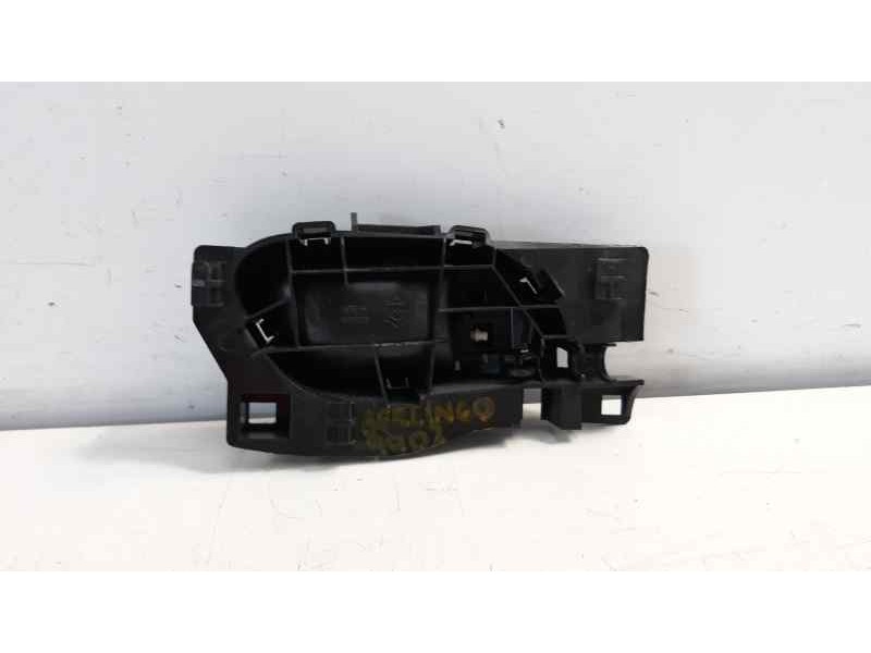 Recambio de maneta interior delantera izquierda para citroen berlingo cuadro l1 referencia OEM IAM 96555515XT  