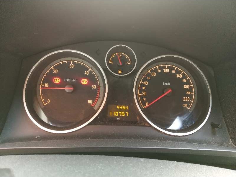 opel zafira b del año 2010