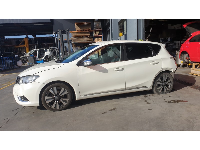 nissan pulsar (c13) del año 2015
