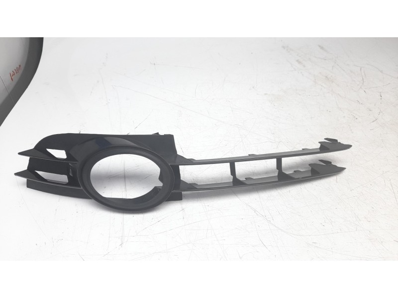 Recambio de rejilla paragolpes izquierda para audi a6 berlina (4f2) referencia OEM IAM 4F080768101C 107022316 AD0341248