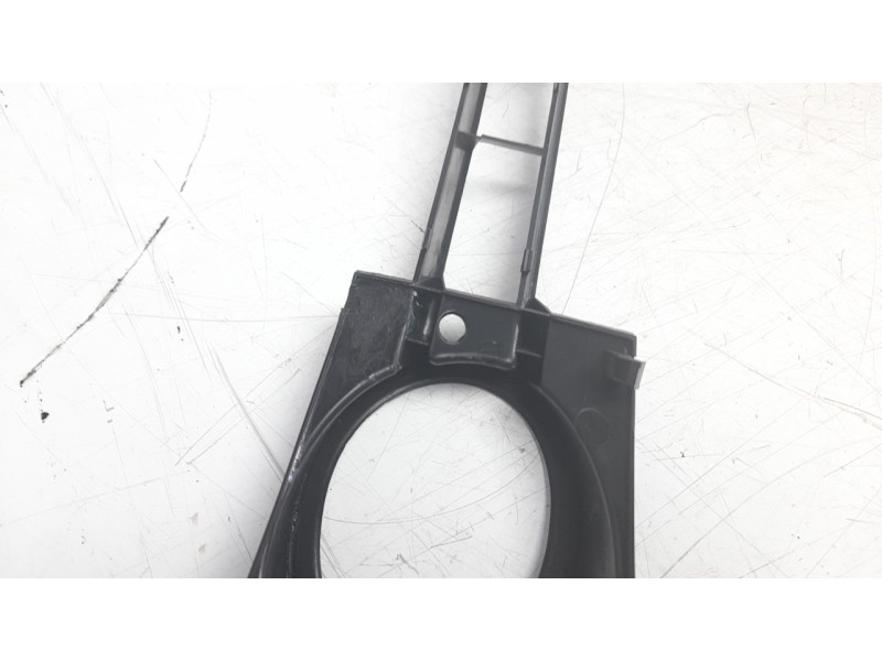 Recambio de rejilla paragolpes izquierda para audi a6 berlina (4f2) referencia OEM IAM 4F080768101C 107022316 AD0341248