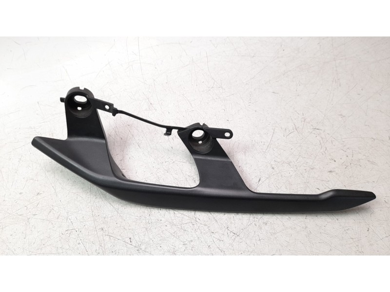 Recambio de portaequipajes para yamaha x-max 125 referencia OEM IAM BL1F474A00P0  