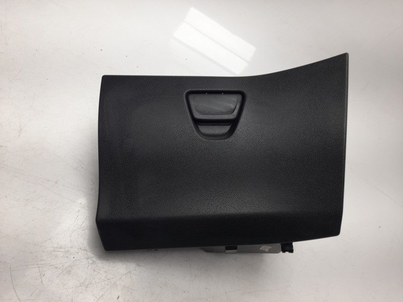 Recambio de guantera para ford fiesta (ccn) trend referencia OEM IAM 1804231  