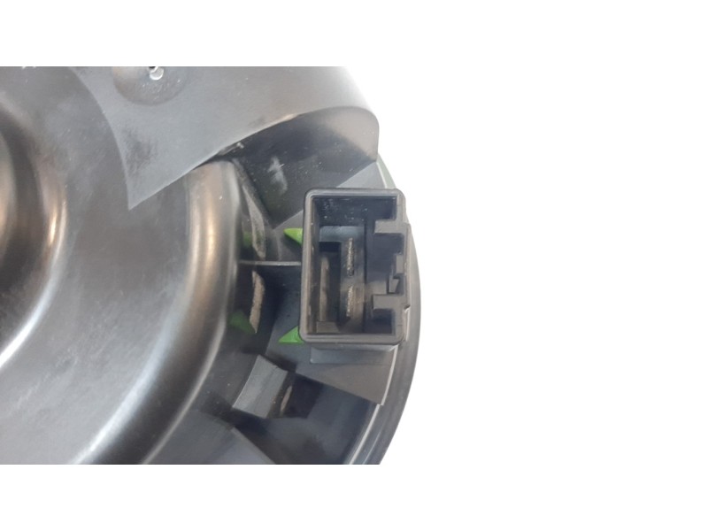 Recambio de ventilador calefaccion para volvo v40 1.6 diesel cat referencia OEM IAM 31369448  