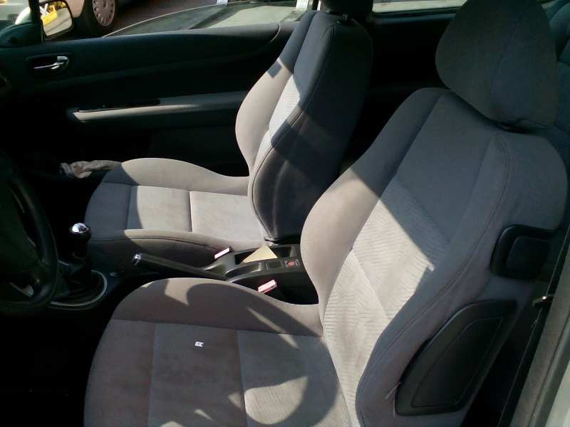 peugeot 307 (s1) del año 2004