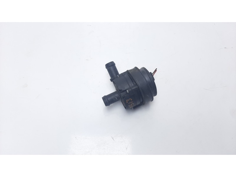 Recambio de bomba agua para mercedes-benz clase gla (w156) gla 200 cdi (156.908) referencia OEM IAM A0005000686  