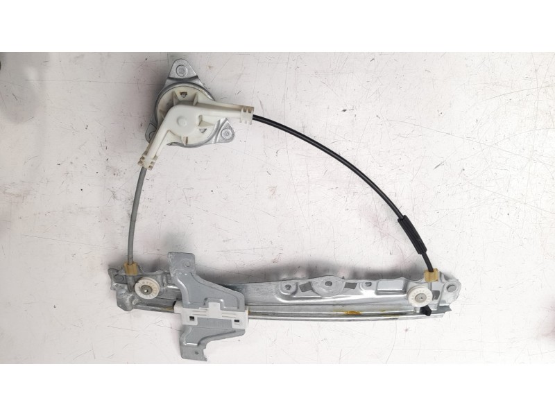Recambio de elevalunas trasero izquierdo para citroen c3 1.2 puretech bivalent. gasolina / gpl referencia OEM IAM 9815998380  