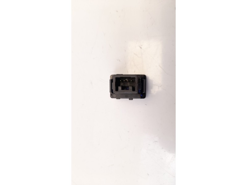 Recambio de interruptor para toyota aygo 1.0 cat referencia OEM IAM 841520D090  