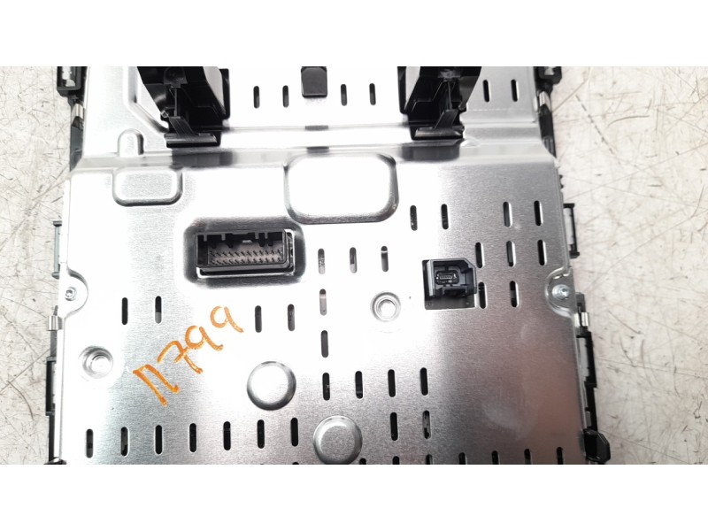 Recambio de pantalla multifuncion para renault megane iv grandtour business referencia OEM IAM 280909742R  