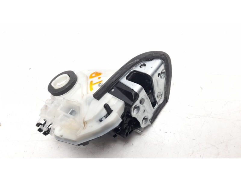 Recambio de cerradura puerta trasera derecha para honda civic lim.5 (fk) 1.0 elegance referencia OEM IAM 72611TEX  