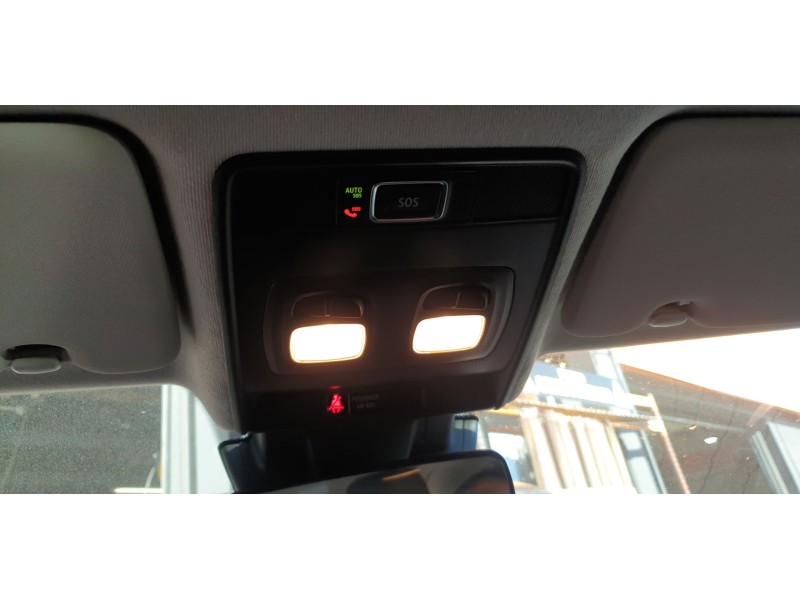 Recambio de luz interior para renault clio v intens referencia OEM IAM 963299863R  