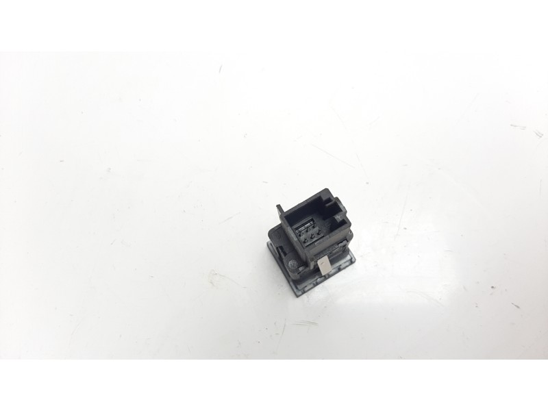 Recambio de interruptor para volkswagen polo (6c1) advance bluemotion referencia OEM IAM 6C0905218A  