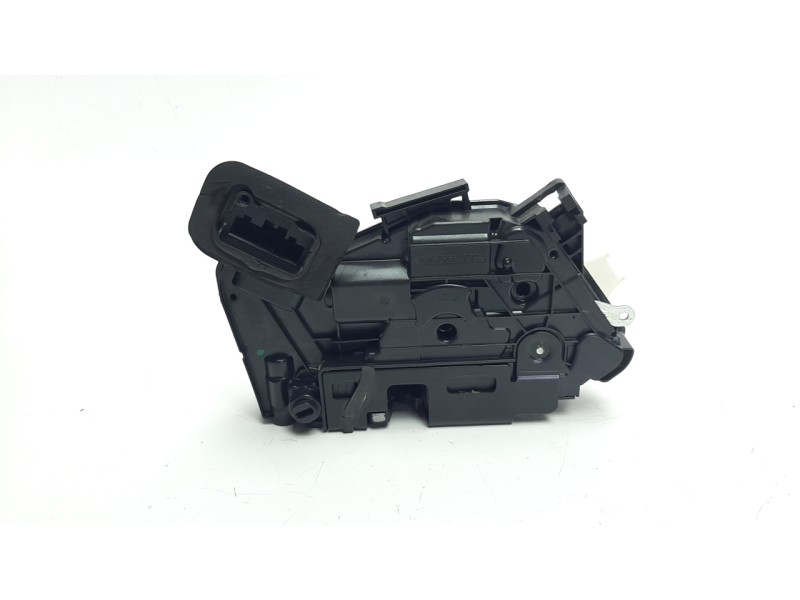 Recambio de cerradura puerta trasera izquierda para skoda octavia lim. (5e3) 1.6 tdi dpf referencia OEM IAM 5E0839015A  