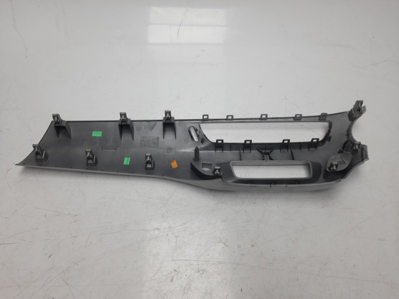 Recambio de moldura para citroen ds3 design referencia OEM IAM 9685748777  