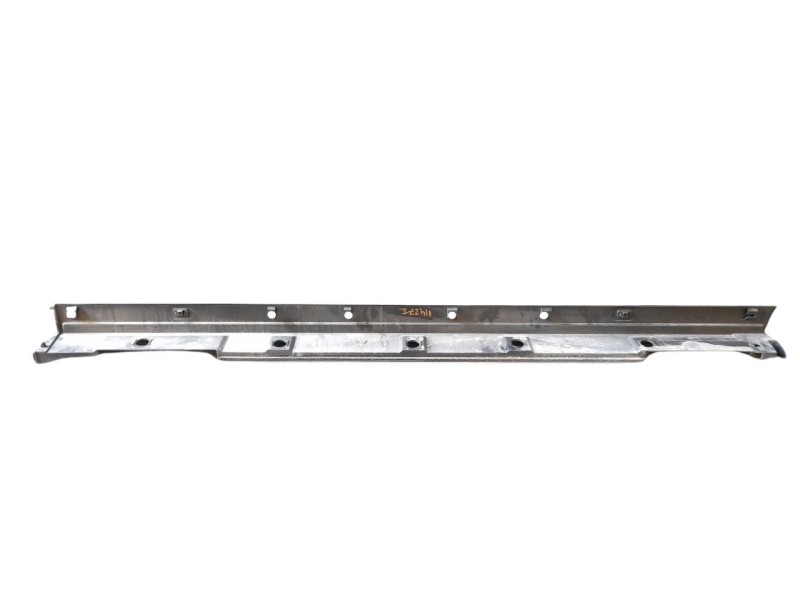 Recambio de estribos laterales para lexus ux (za10) referencia OEM IAM 7586076030  
