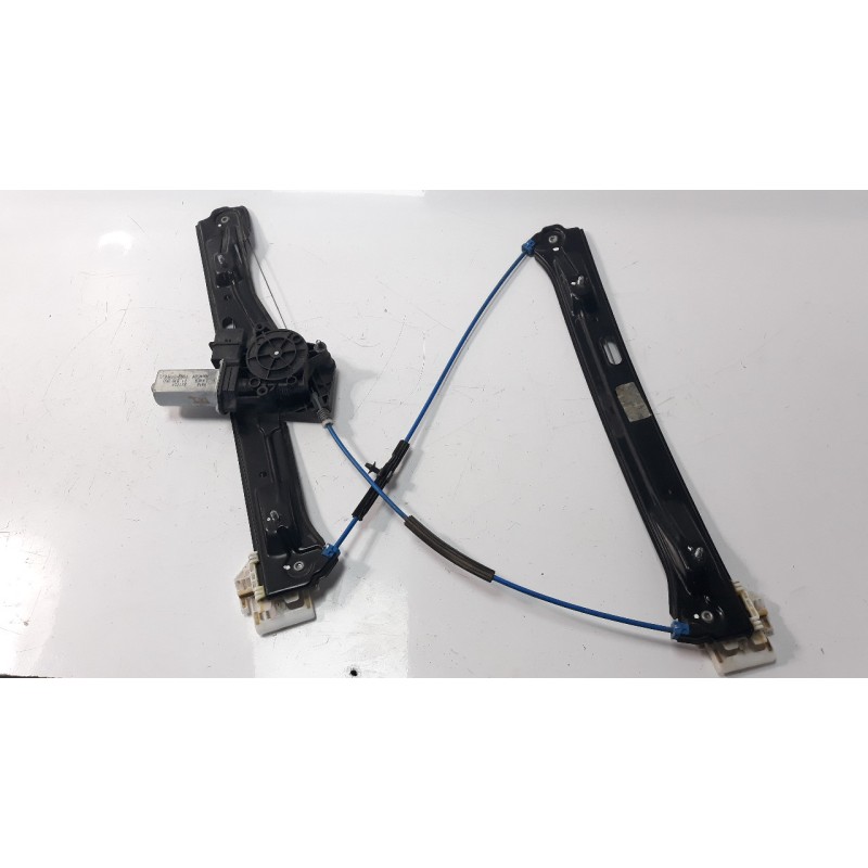 Recambio de elevalunas delantero izquierdo para bmw serie 3 lim. (f30) 2.0 turbodiesel referencia OEM IAM 725982310 106063317 