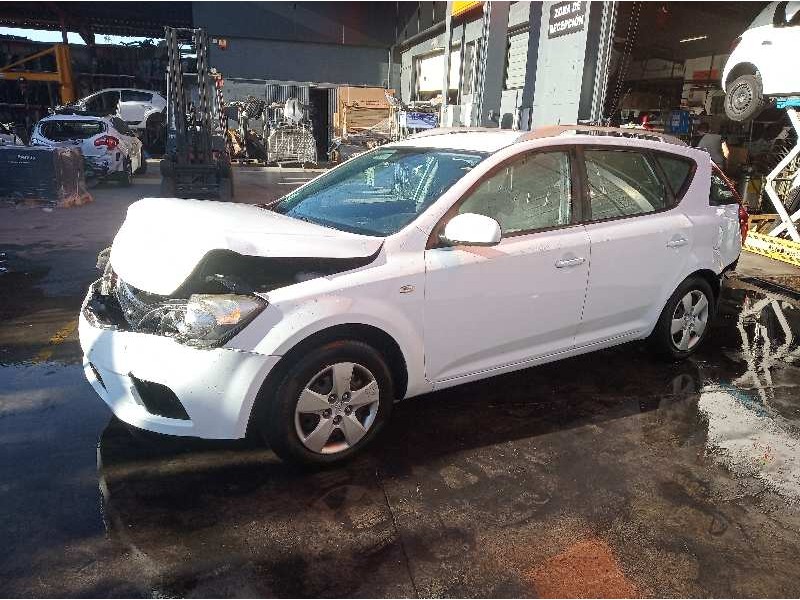 kia cee´d sporty wagon del año 2011