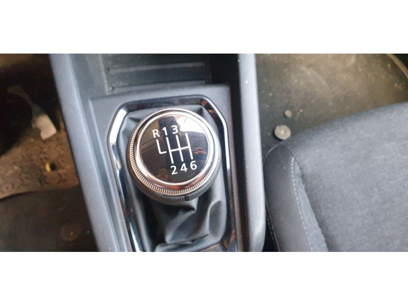 Recambio de pomo palanca cambio para renault clio v intens referencia OEM IAM 341025198R  