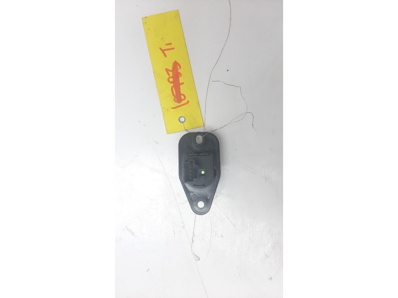 Recambio de interruptor para jeep cherokee 2.0 m-jet cat referencia OEM IAM 68164105AA  