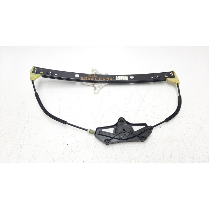Recambio de elevalunas trasero derecho para skoda octavia lim. (5e3) 1.6 tdi dpf referencia OEM IAM 5E0839462  