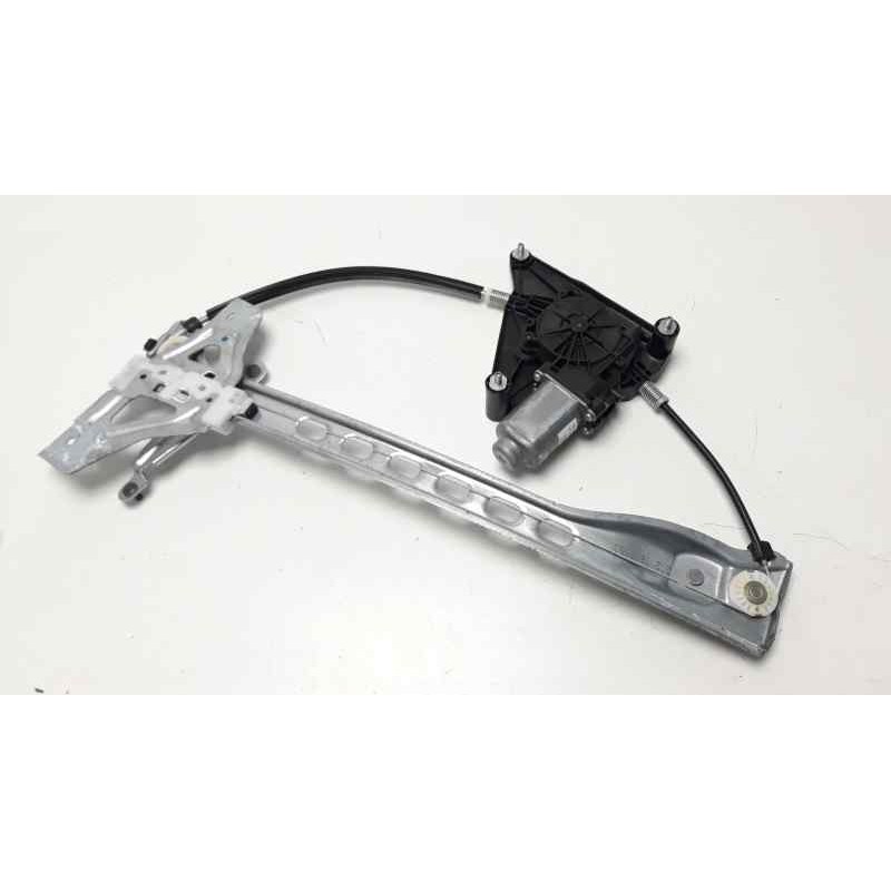 Recambio de elevalunas delantero derecho para citroen c1 airscape 1.0 vti referencia OEM IAM 698100H031 106075801 