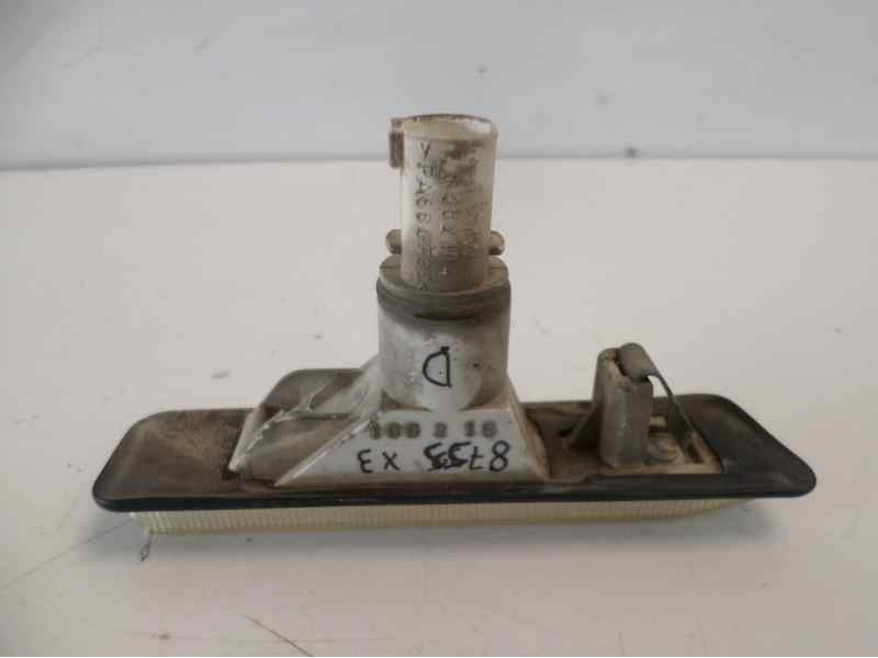 Recambio de piloto lateral derecho para bmw x3 (e83) 2.0d referencia OEM IAM 63133418448  