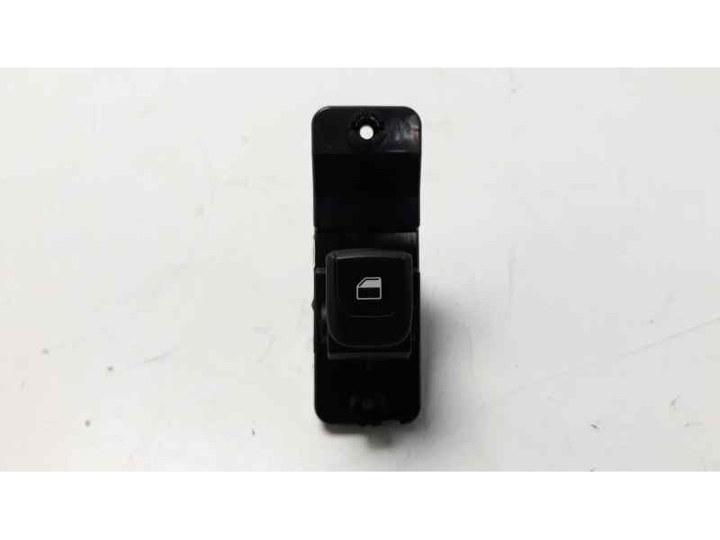 Recambio de mando elevalunas trasero derecho para kia stonic (ybcuv) spirit referencia OEM IAM 93580H8000WK  