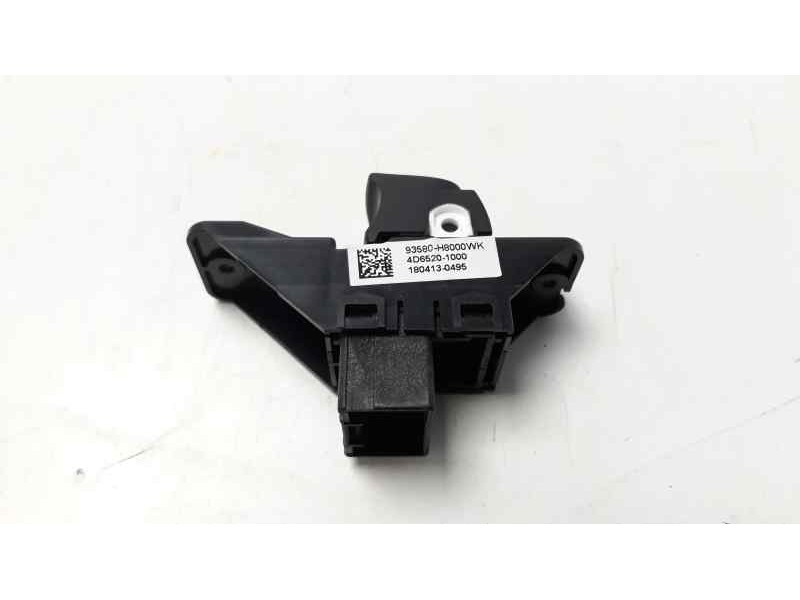 Recambio de mando elevalunas trasero derecho para kia stonic (ybcuv) spirit referencia OEM IAM 93580H8000WK  