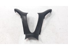 Recambio de moldura para yamaha x-max 125 referencia OEM IAM BL1F831200  
