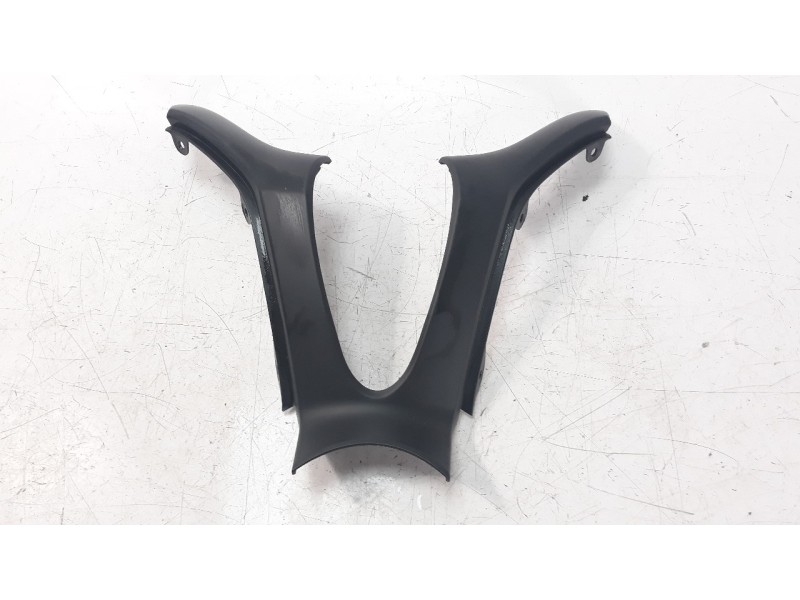 Recambio de moldura para yamaha x-max 125 referencia OEM IAM BL1F831200  