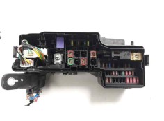 Recambio de caja reles / fusibles para citroen c1 airscape 1.0 vti referencia OEM IAM 821110HU30B   2