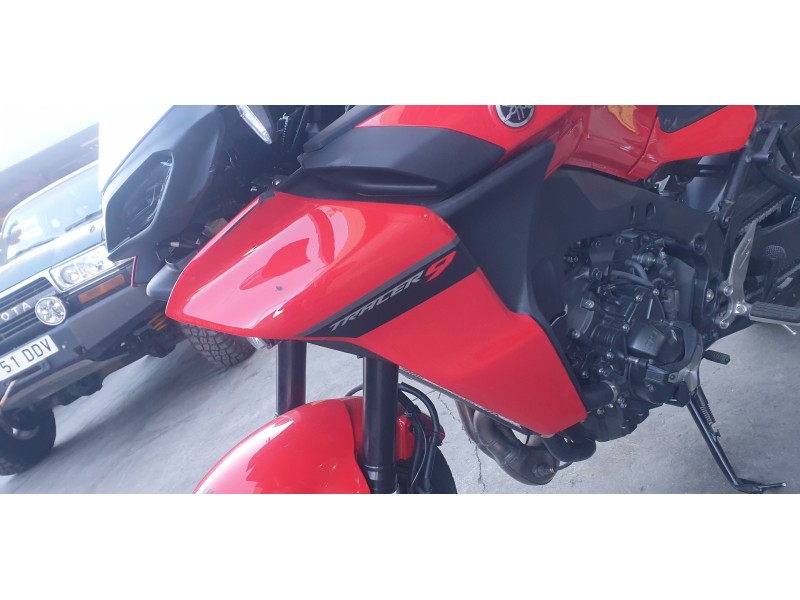 Recambio de carenado delantero izquierdo para yamaha tracer 900 referencia OEM IAM B5U2835U00P0  