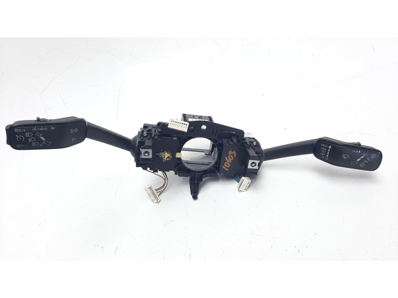 Recambio de mando multifuncion para skoda octavia lim. (5e3) 1.6 tdi dpf referencia OEM IAM 5Q0953507GD  